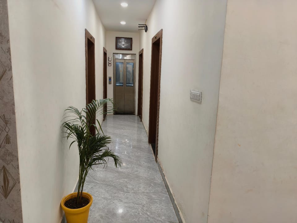 Hotel Tatvam Stays Hotel in India