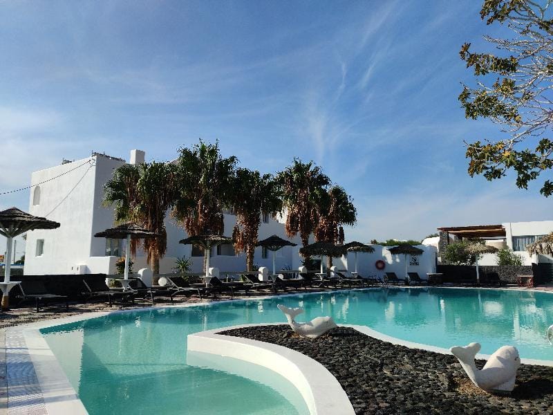 Sandy's Paradise Infinity Hotel in Perissa