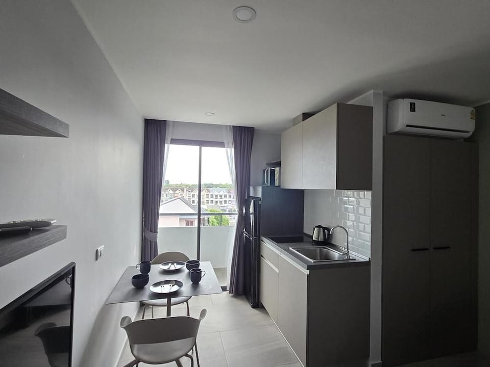 Lagoon Loft Studio T3-627 Hotel in Chalong