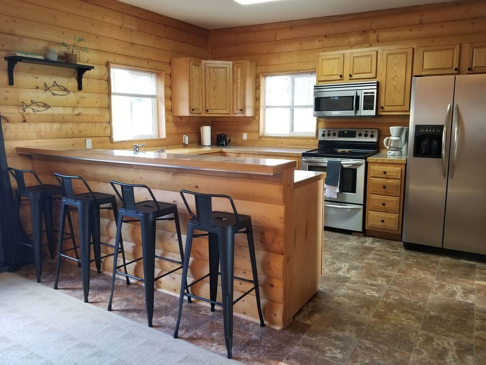 Smokey Hollow Motel & Resort Hotel in Manitoba