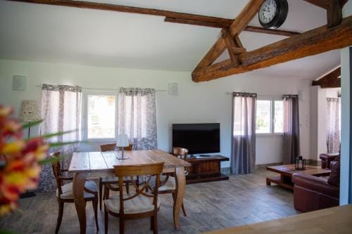 Domaine des jardins de la Saone Hotel in Bourgogne-Franche-Comté