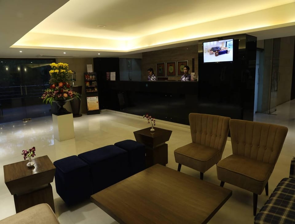 Royal Orchid Golden Suites Pune Hotel in Pune