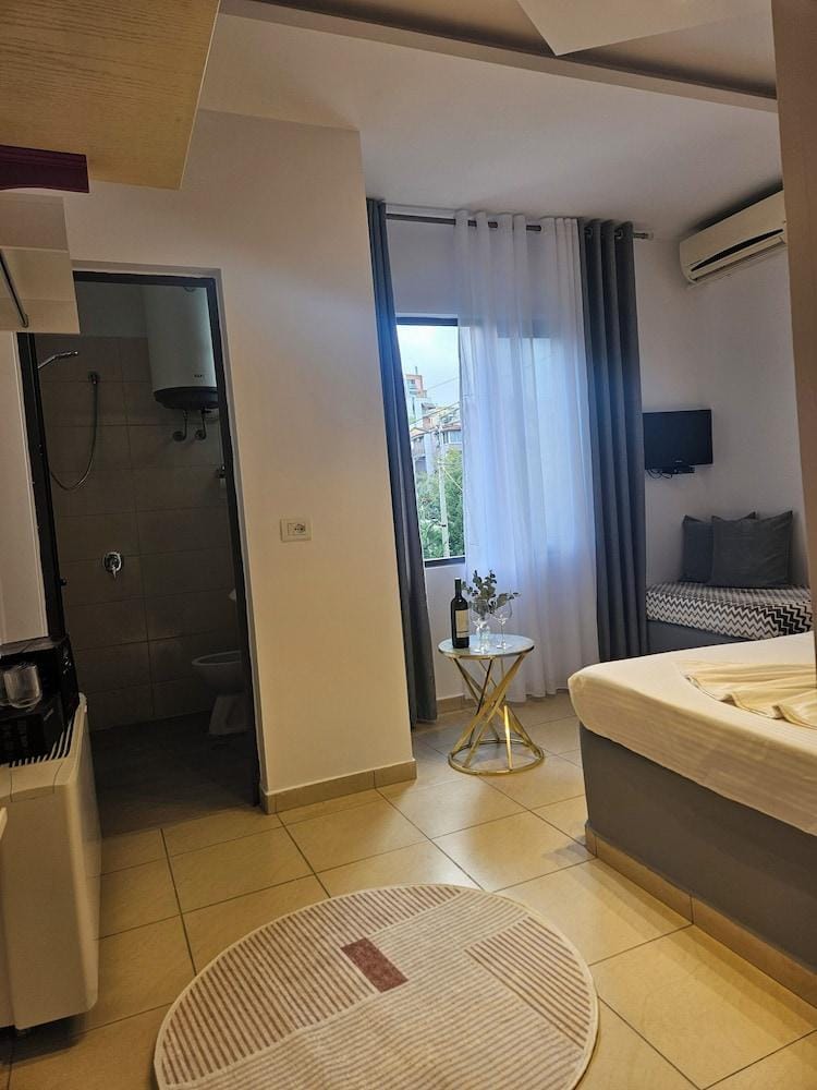 Golden Flower Hotel Hotel in Tirana