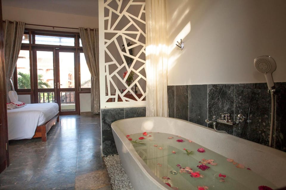 Hoi An TNT Villa Resort in Hoi An