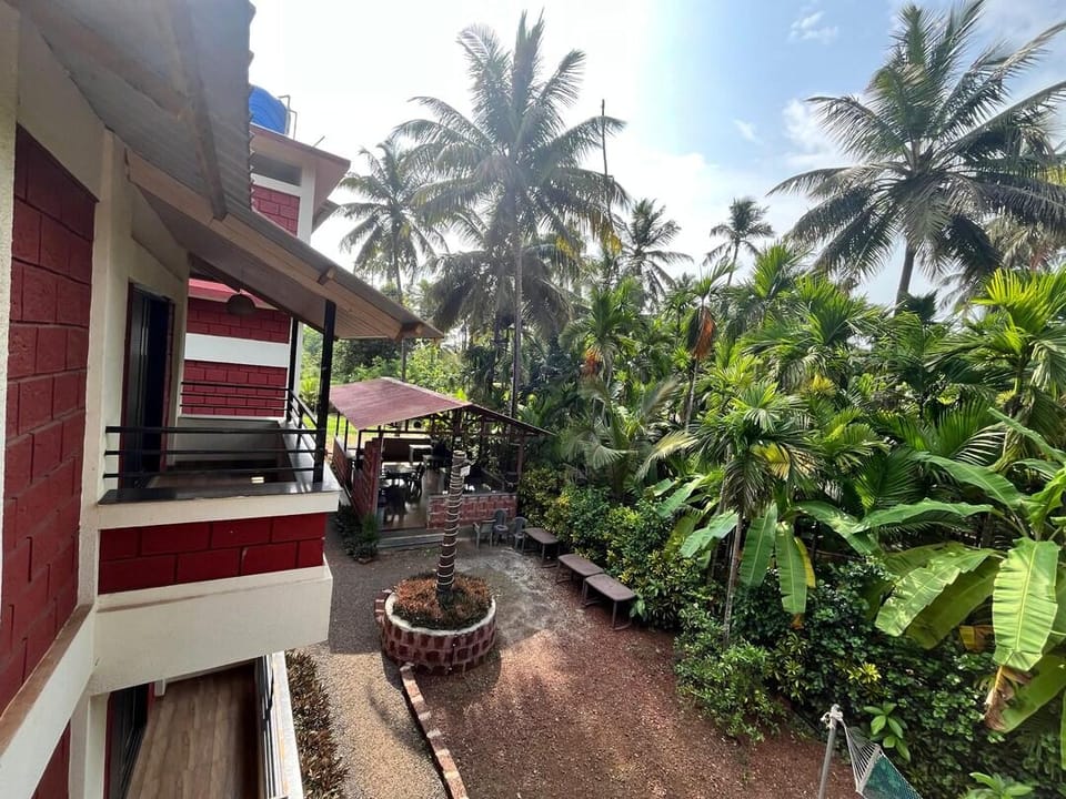 Coral Beach Resort Hotel in Maharashtra