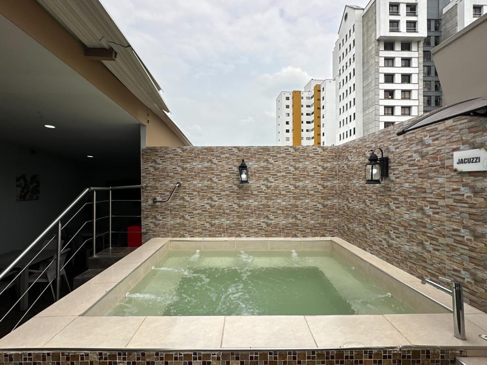 Hot tub