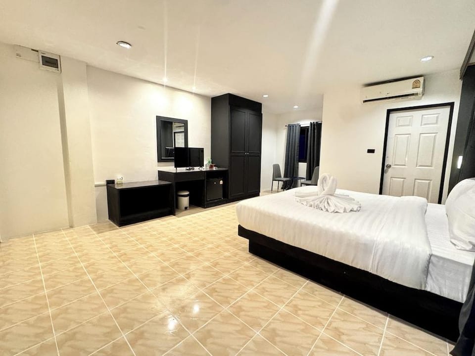 Chapter 26 Guesthouse Hotel in Patong