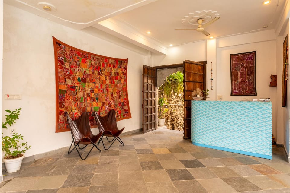 Nivasa Udaipur - Heritage Haveli with Pool near Lake Pichola, Old City Hotel in Udaipur