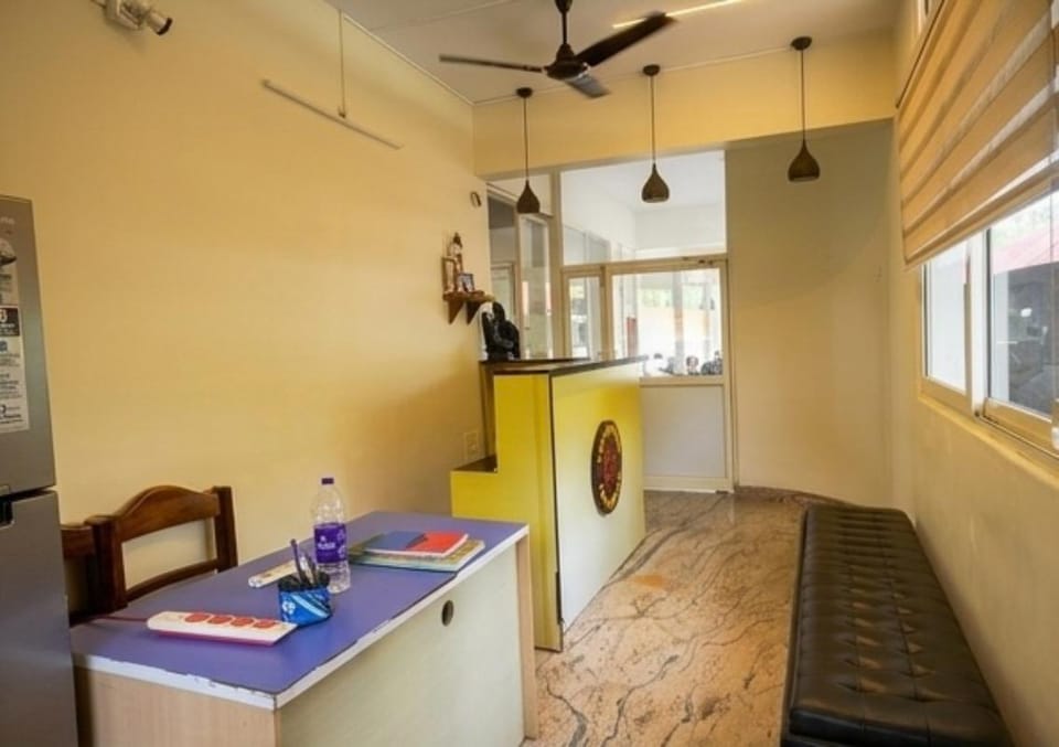 Hotel Poptavern Townbridge Hotel in Thiruvananthapuram