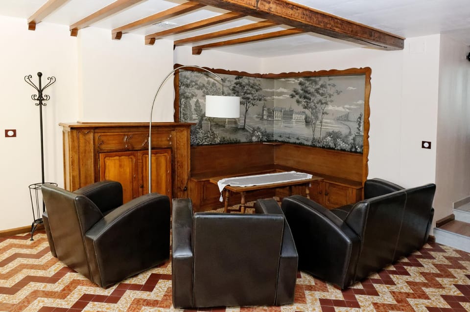 La Ferme aux Charmes Hotel in Hauts-de-France