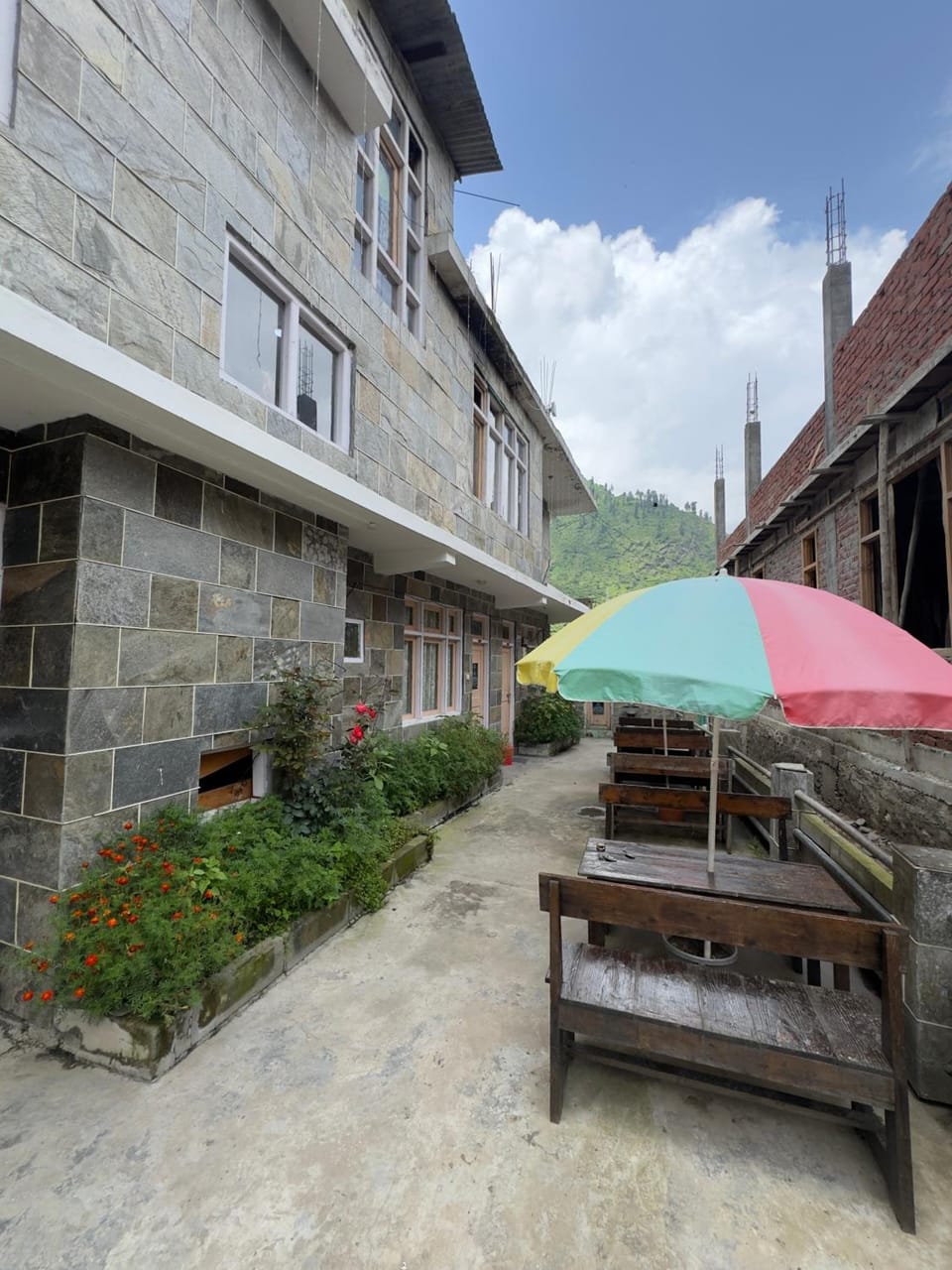 Above end beyond  Hotel in Himachal Pradesh