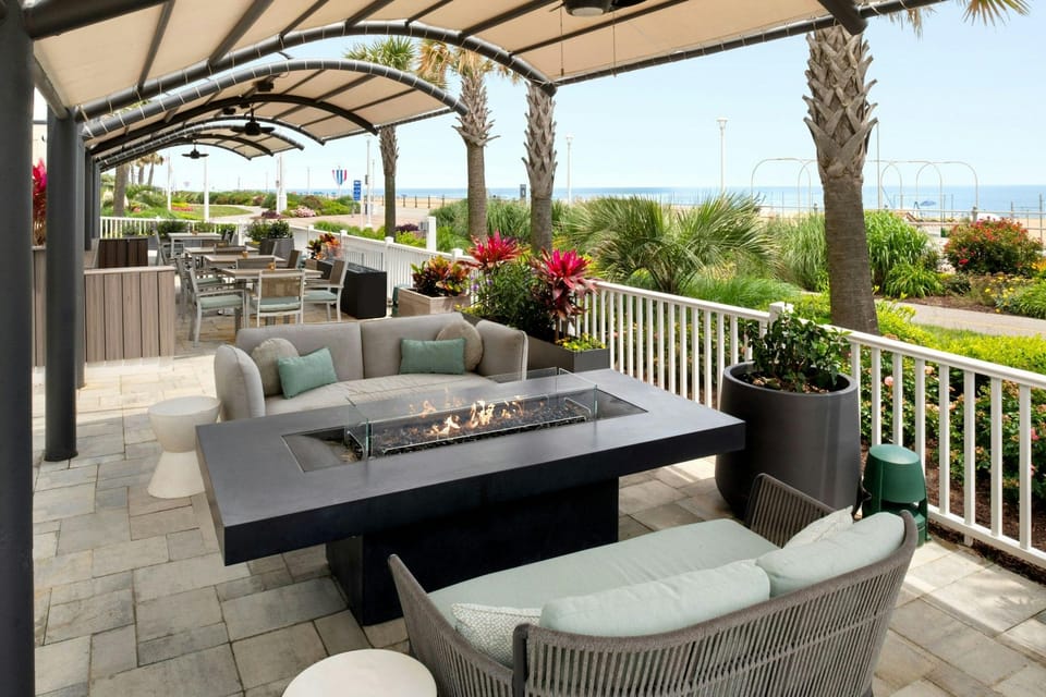 Sheraton Virginia Beach Oceanfront Hotel Hotel in Virginia Beach