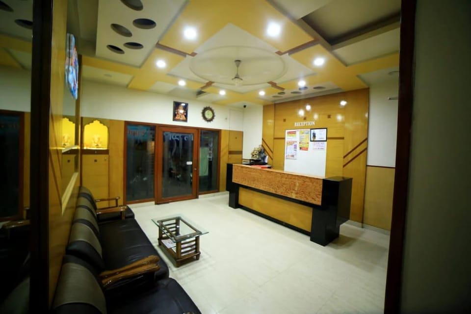 Hotel Radhika Hotel in Maharashtra