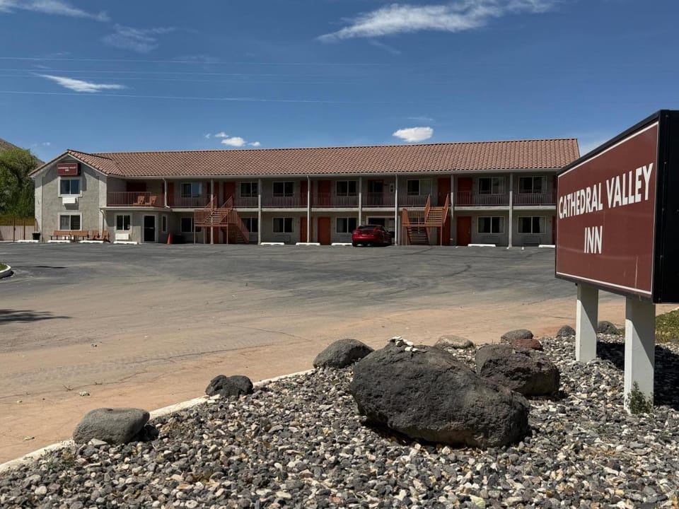 Cathedral Valley Inn Hotel in Capitol Reef