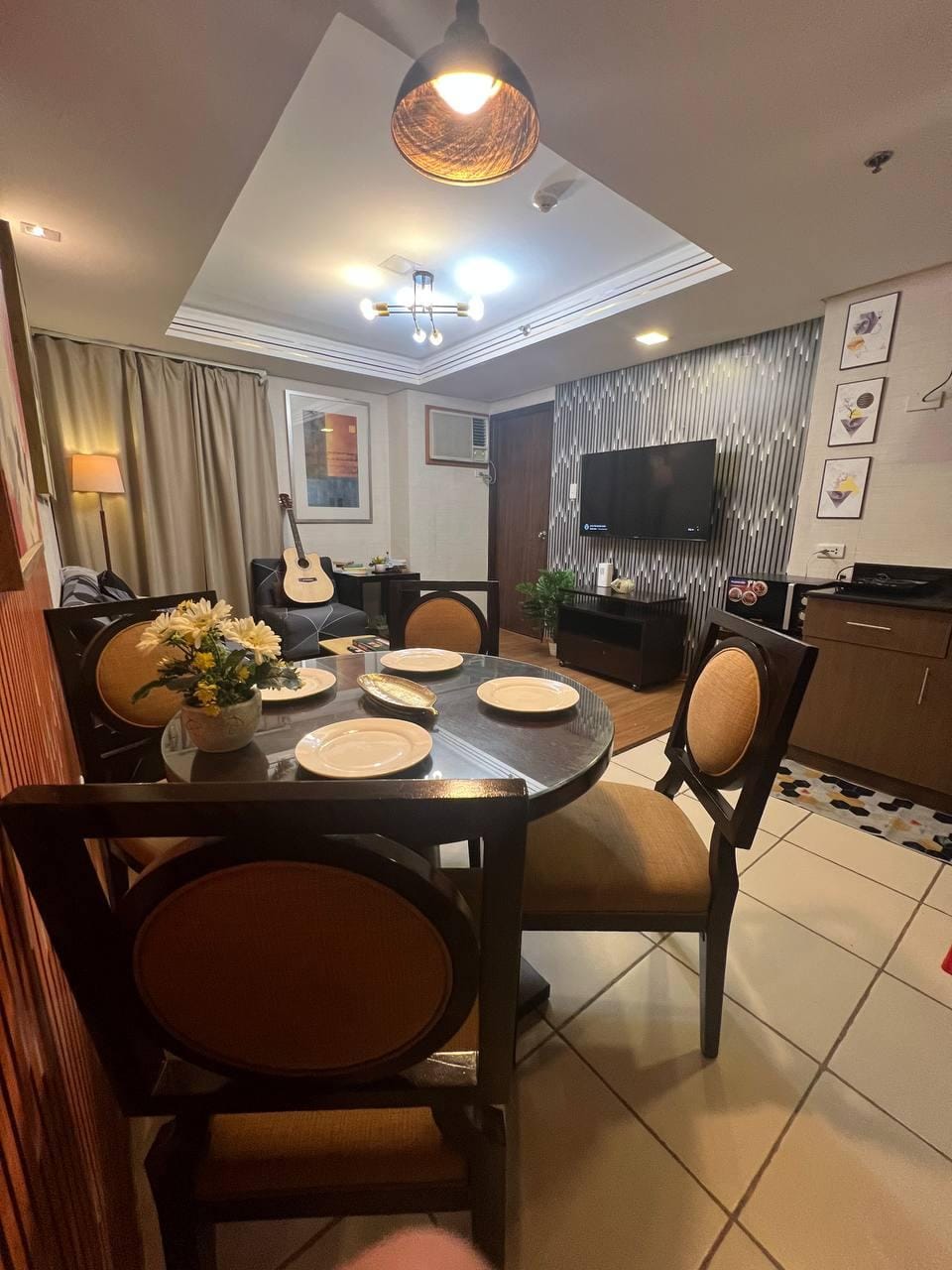 1BR Hotel Vibes ;Rockwell View Hotel in Manila City