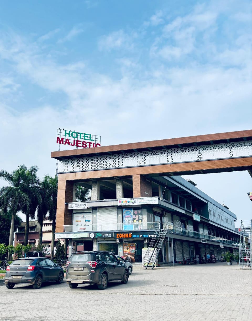 Hotel Majestic Mandvi Hotel in Gujarat