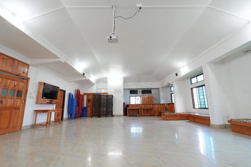 Hotel Zimiñ Ziro Hotel in India