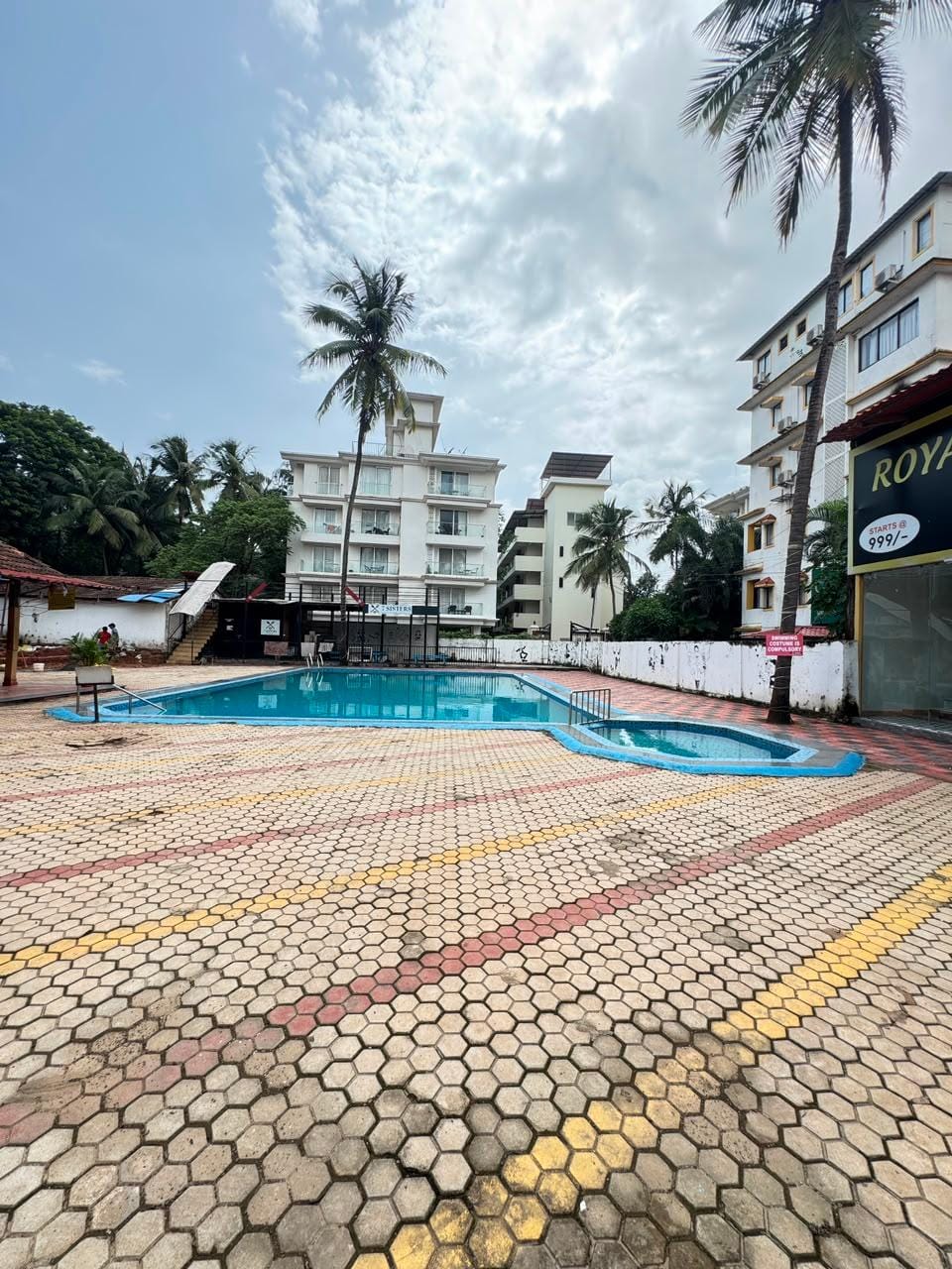 Swimming pool