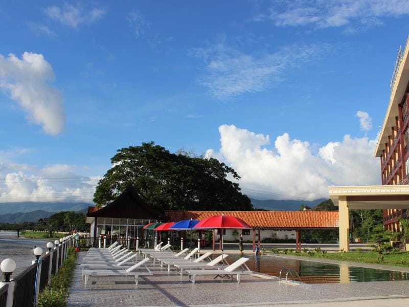 The Grand Riverside Hotel Hotel in Vang Vieng