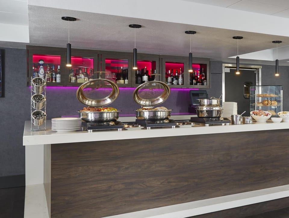 Aloft by Marriott San Jose Cupertino Hotel in San Jose
