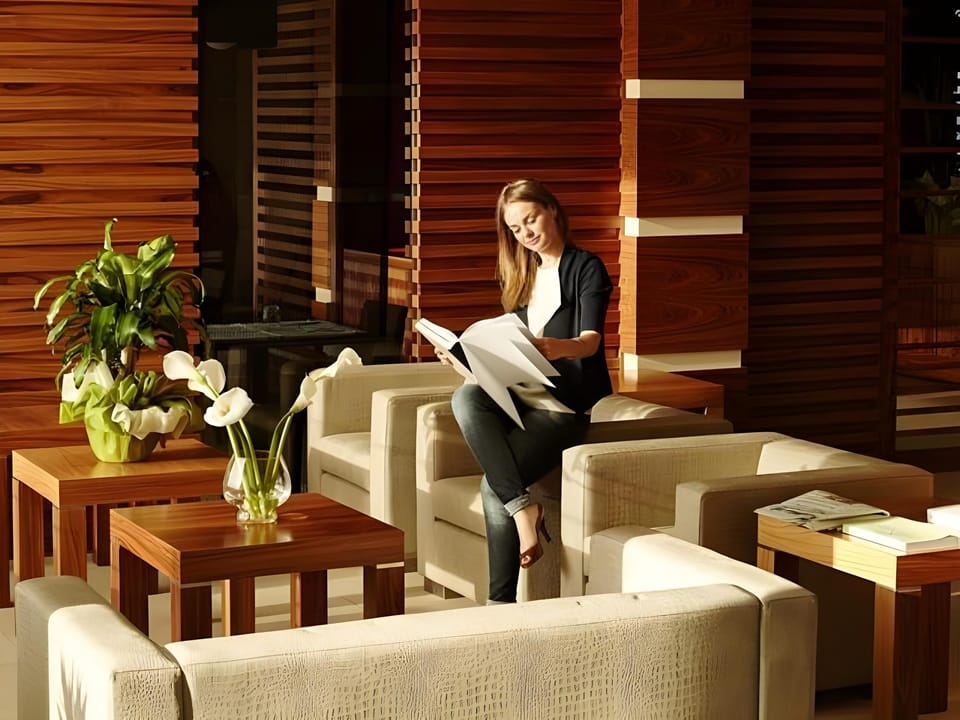 Tower Inn Pisa Valdera Inn in Tuscany