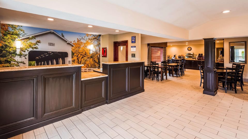 Best Western Cottage Grove Inn Hotel in Cottage Grove