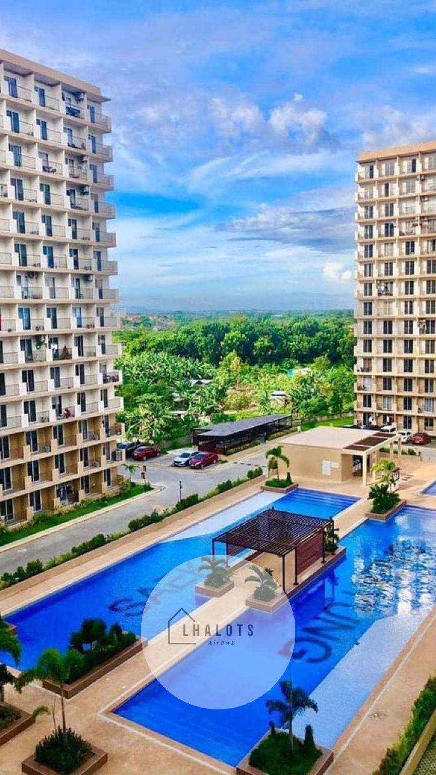 Lhalots Airbnb  Hotel in Lapu-Lapu City