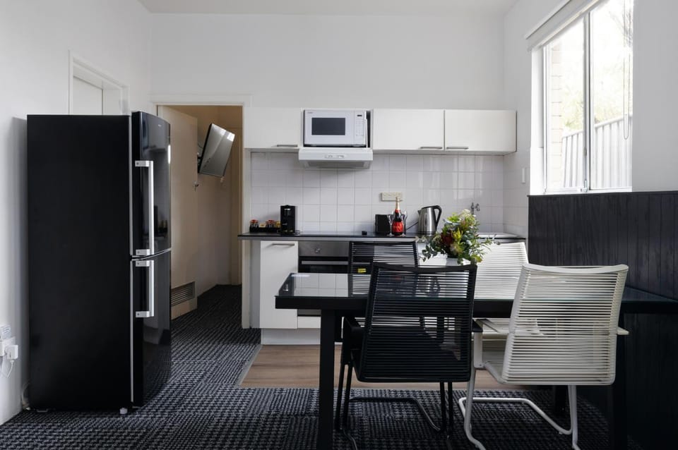 Siesta Central Apartments Apartment hotel in Victoria