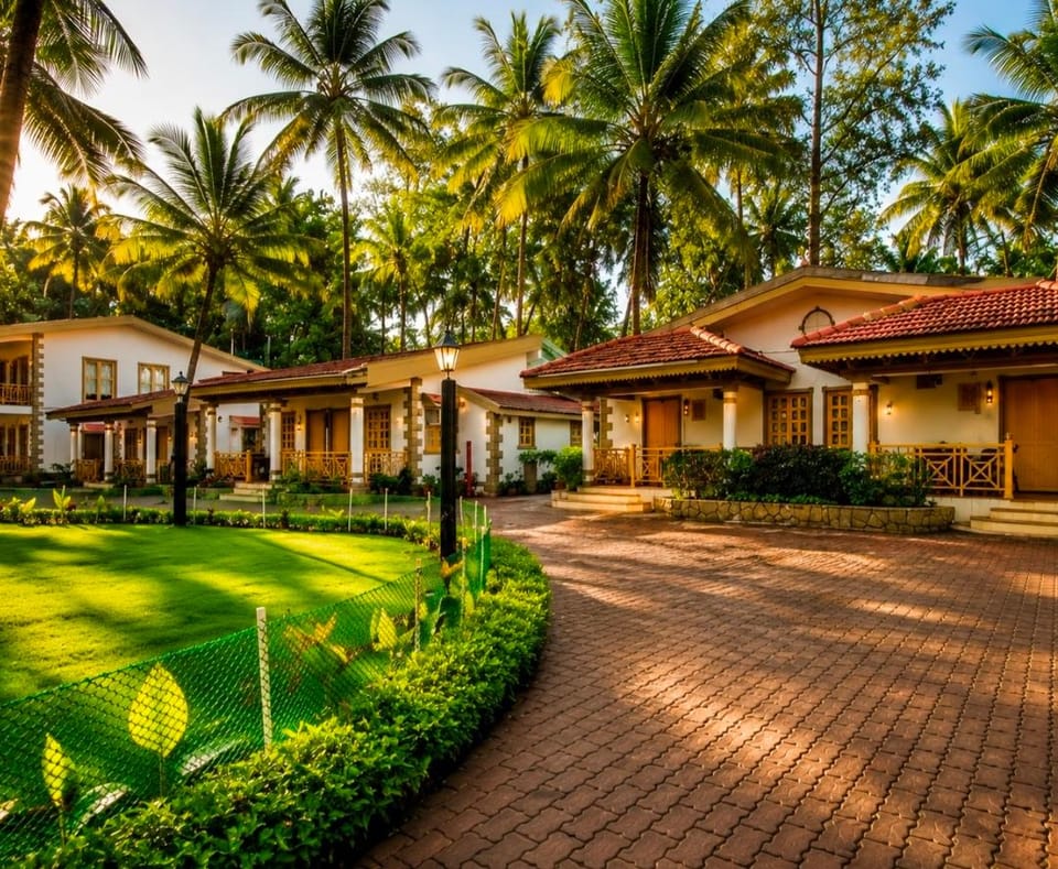 Golden Swan Beach Resort Resort in Maharashtra