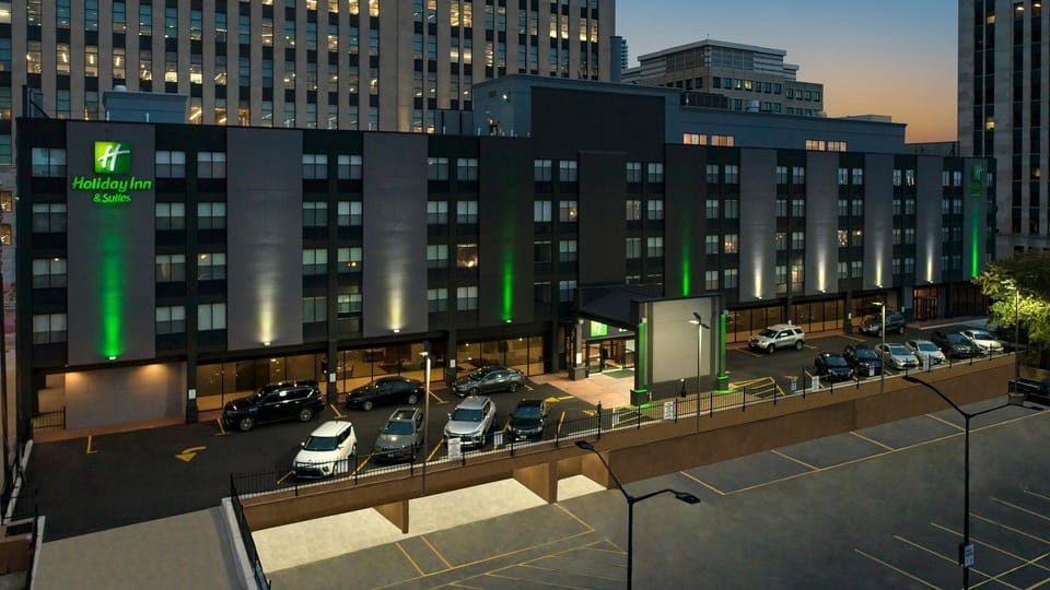 Holiday Inn & Suites Chicago-Downtown by IHG Hotel in Chicago