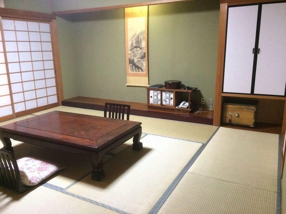 Kashikojima Grand Hotel Hotel in Japan