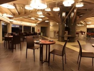 Bar/lounge