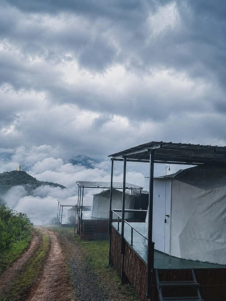 Thanmork Resort in Laos