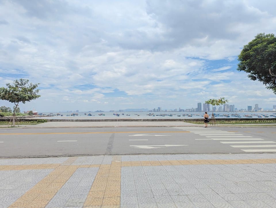 55m2 Ocean Mountain Lake view apartment Hotel in Da Nang