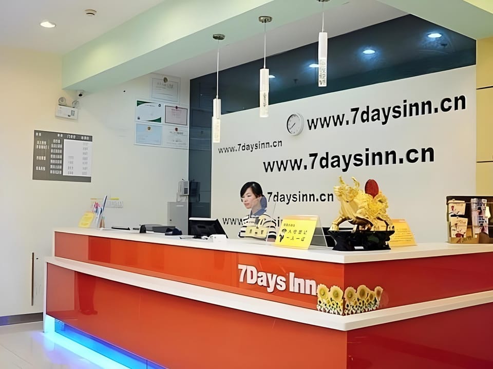7 Days Inn Kunshan Huaqiao Metro Station Hotel in Shanghai
