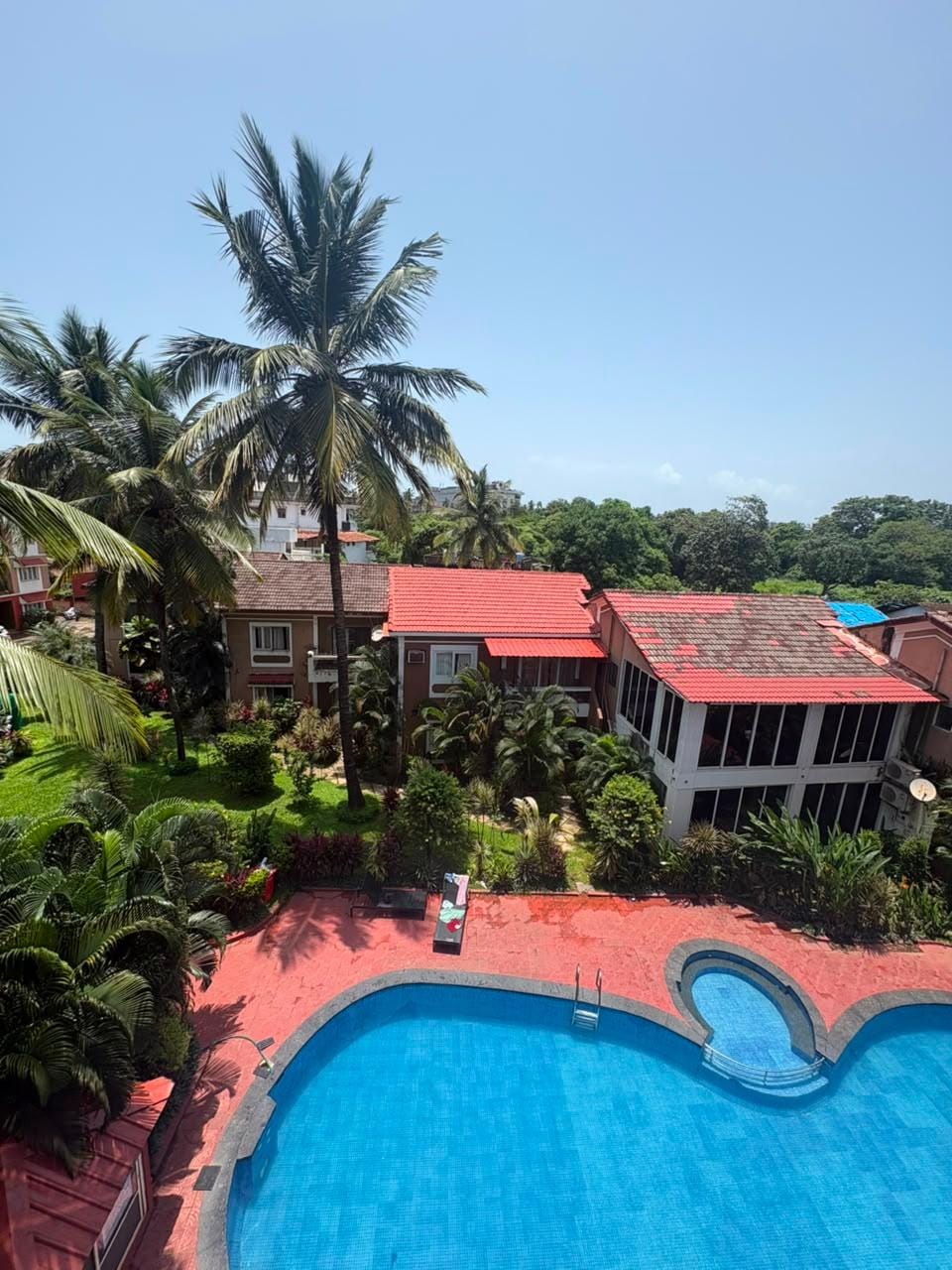 Swimming pool