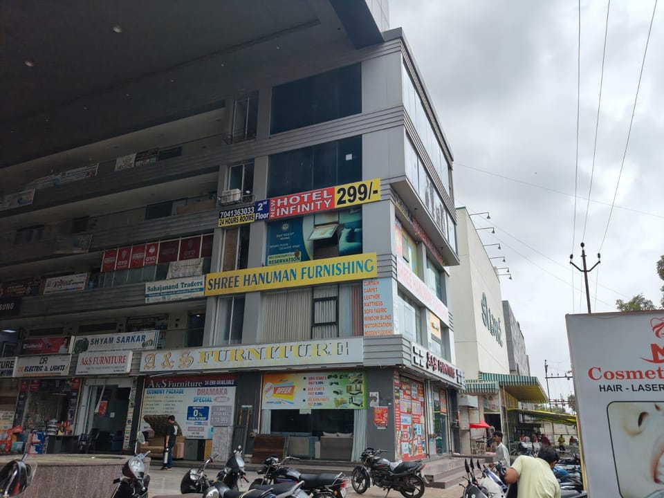 Infinity Rooms Dmart Hotel in Gujarat