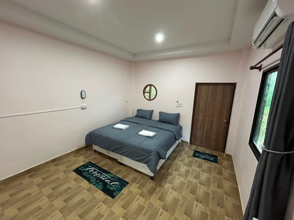 Go cheowlan Resort in Surat Thani Changwat