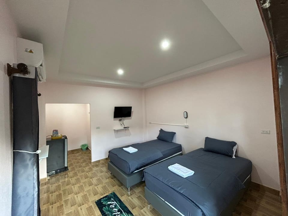Go cheowlan Resort in Surat Thani Changwat