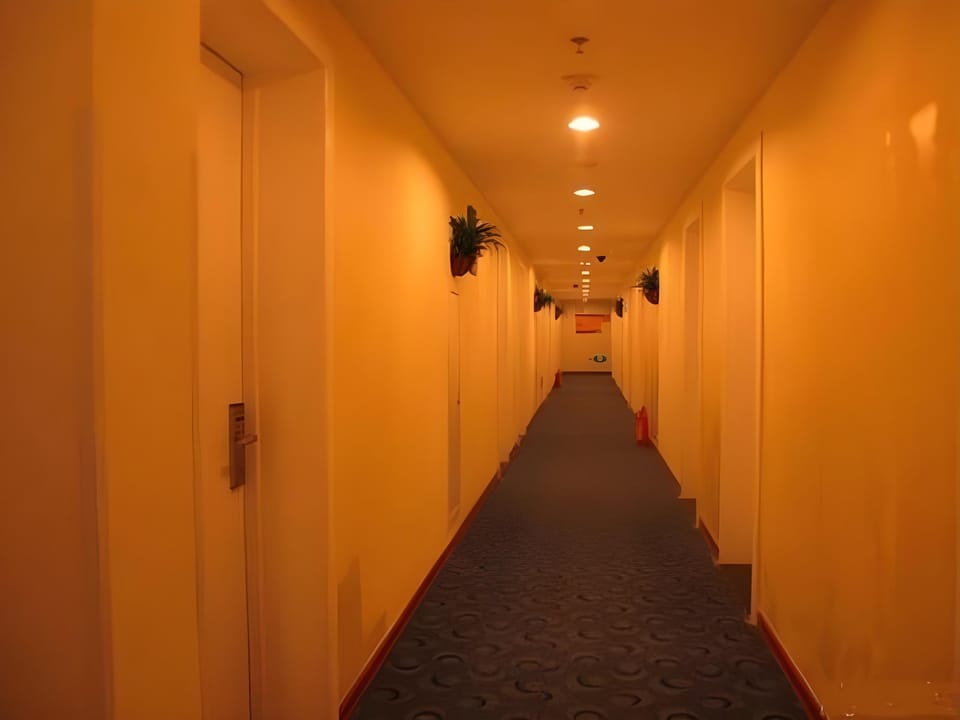 7 Days Inn Beijing South Railway Station Caoqiao Hub Hotel in Beijing