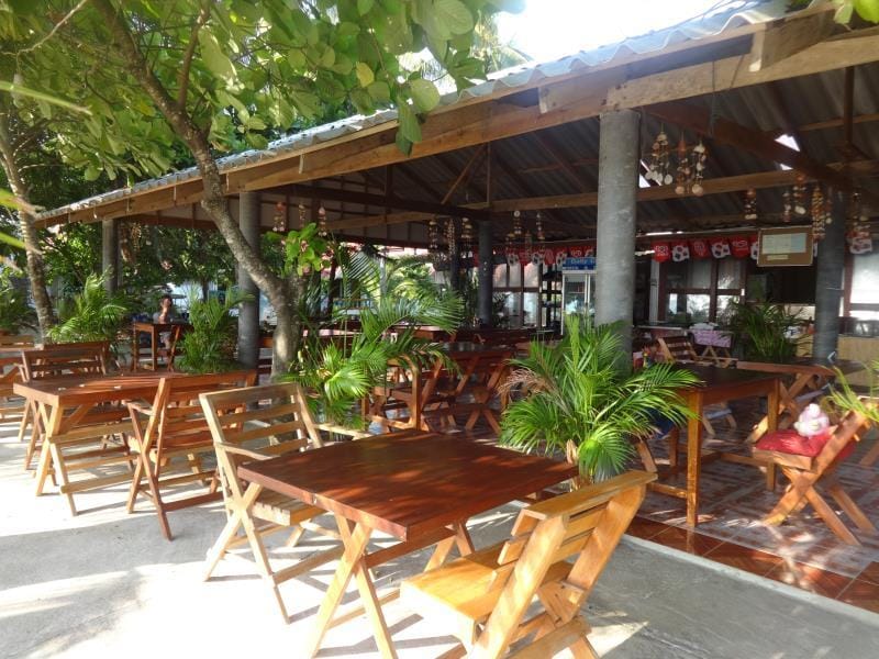 Lanta Darawadee Resort Resort in Sala Dan