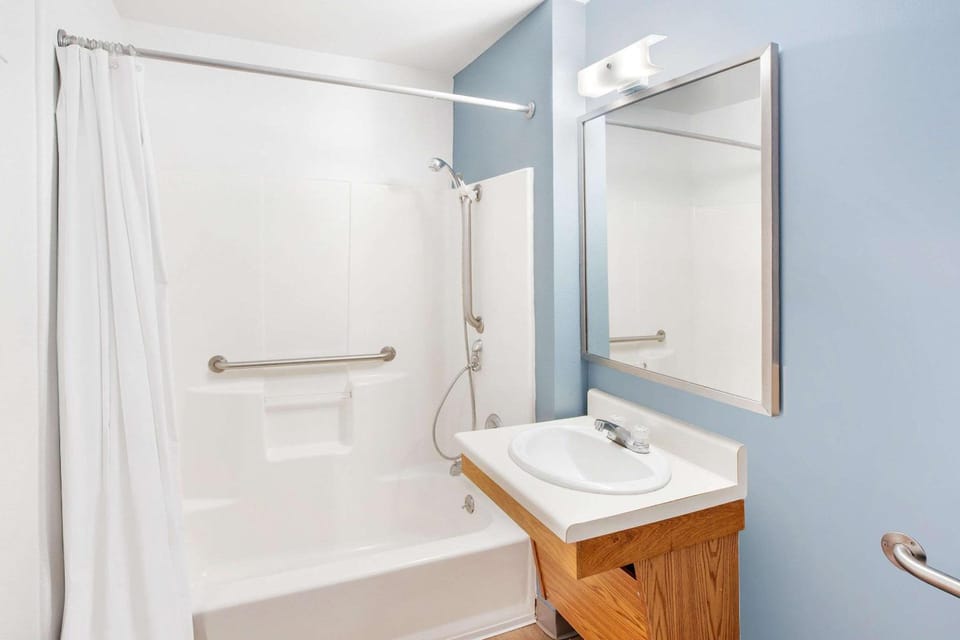 WoodSpring Suites Brownsville Hotel in Brownsville