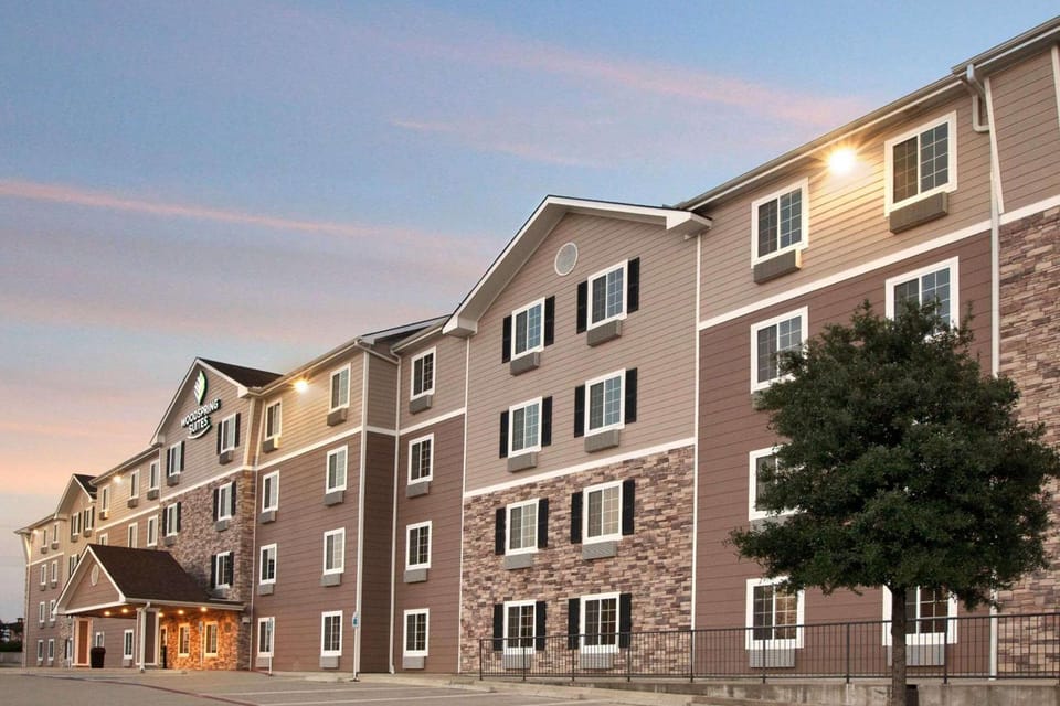 WoodSpring Suites College Station Hotel in Bryan