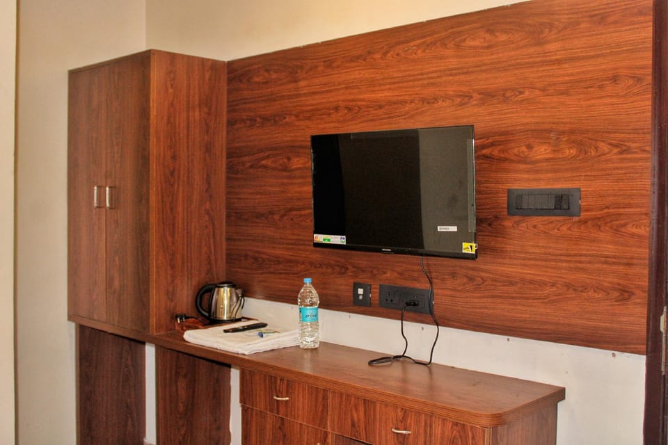 BLISS RESIDENCY |KOTTAYAM PREMIUM ROOMS Lodge in Kottayam