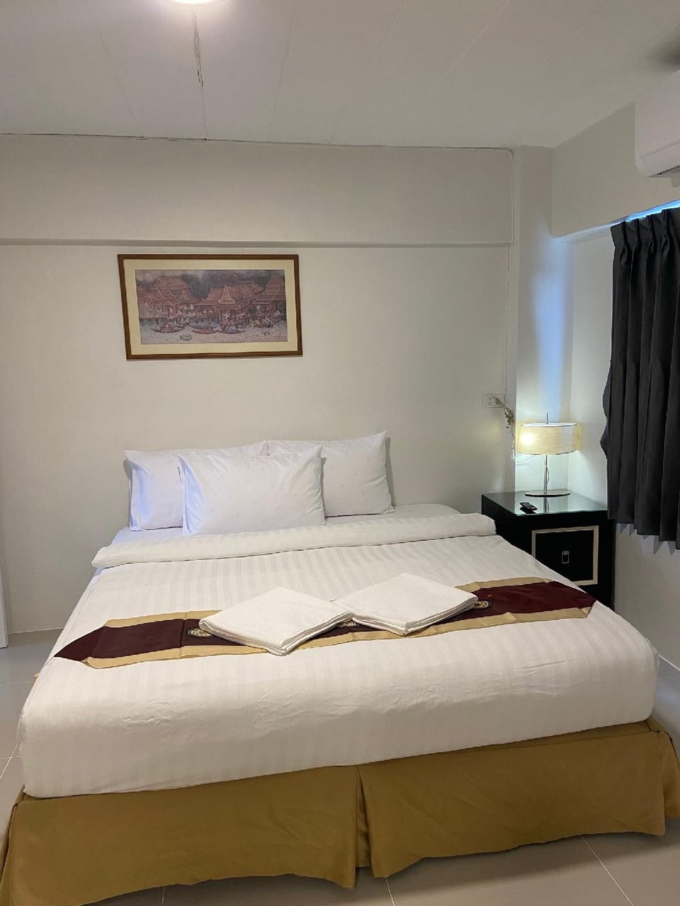 DR เรสซิเด้นซ์ Hotel in Laos