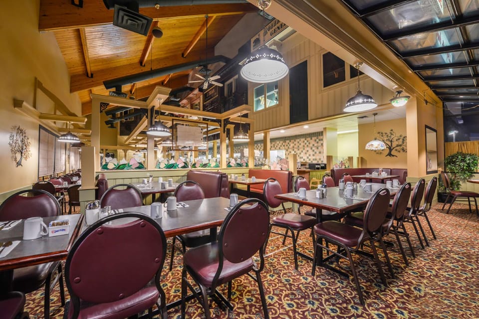 Canadas Best Value Inn Whitecourt Hotel in Whitecourt