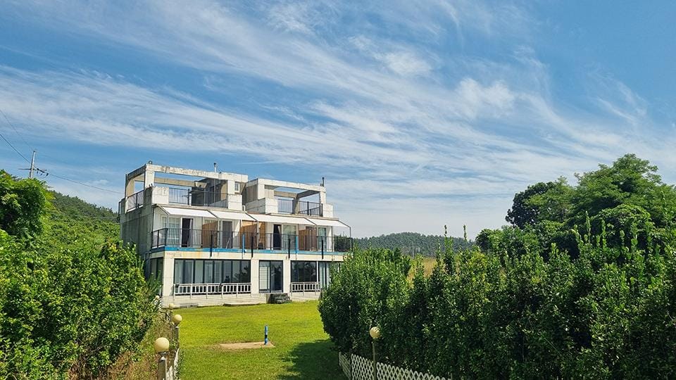 Taean Villa Nomad Pension Hotel in South Korea