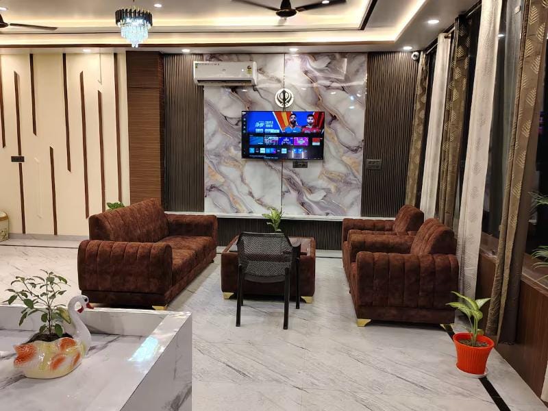 Prabh Palace Ayodhya Hotel in Nepal