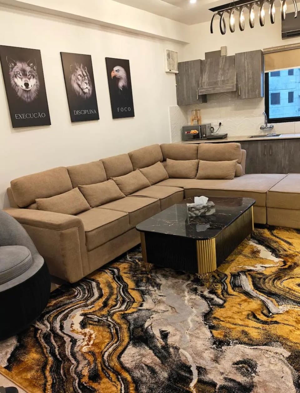 Modern 1BR with rooftop and balcony  Apartment hotel in Islamabad Capital Territory