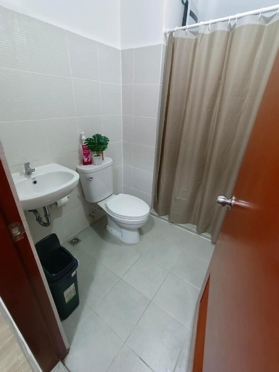 Hailey's Place Unit 3 Bed and Breakfast in Bacolod